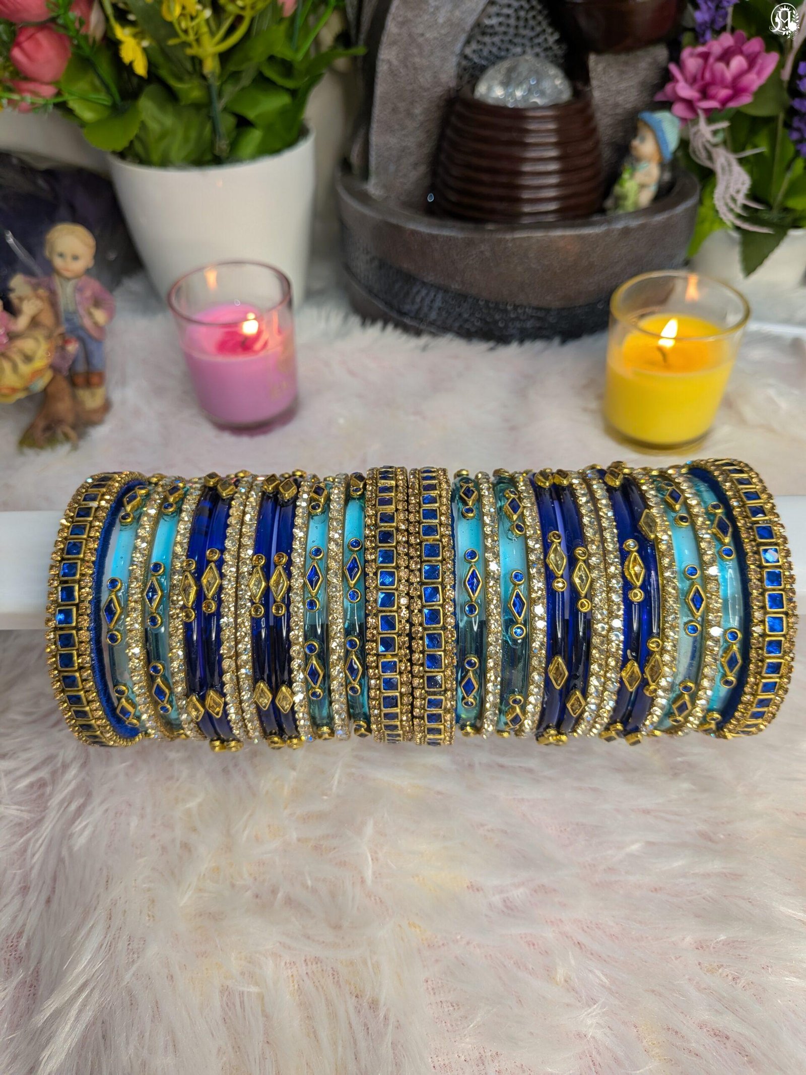 Handmade glass kundan bangles