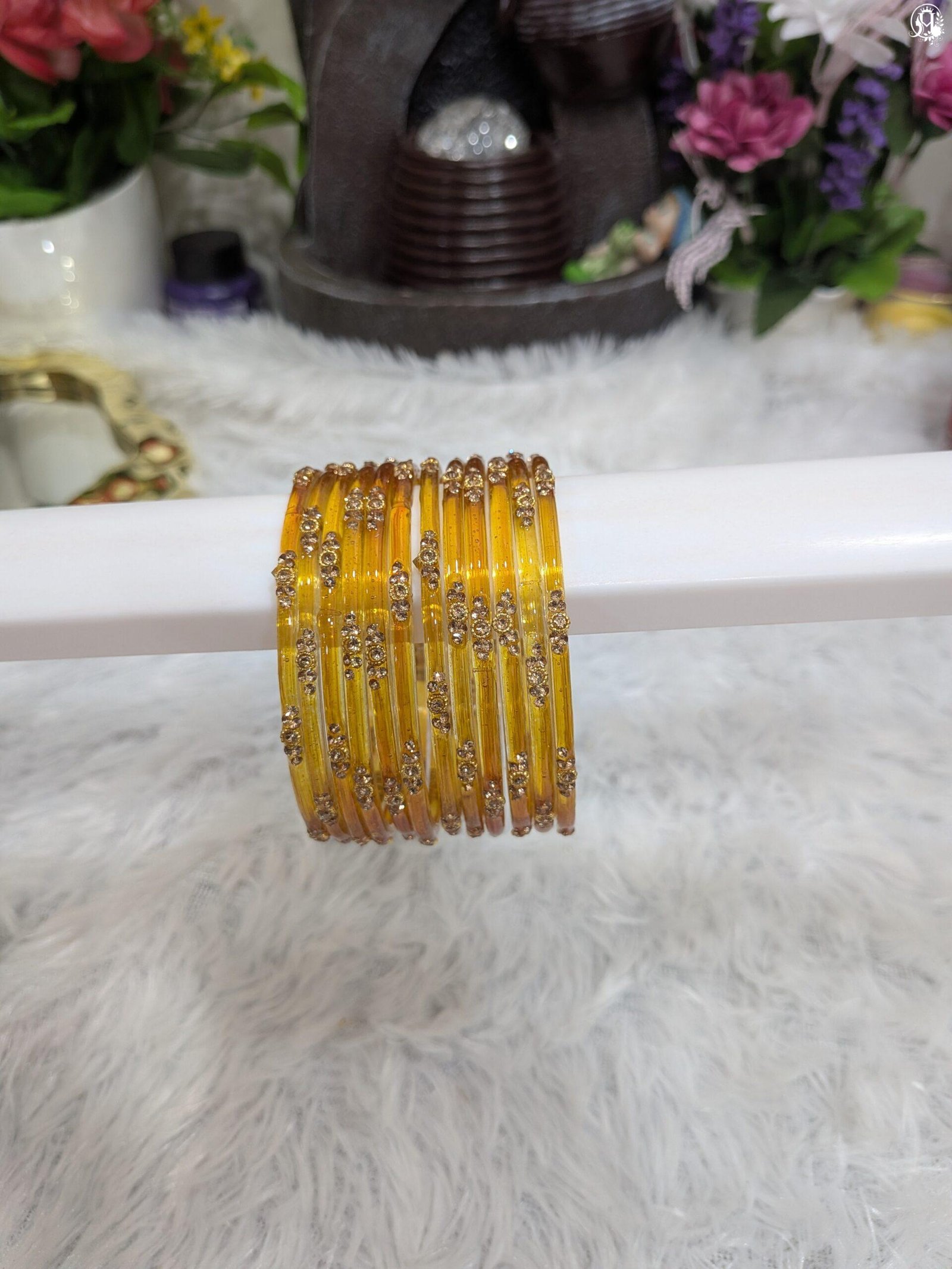 Aadhira Gold Stone Bangles - Image 9