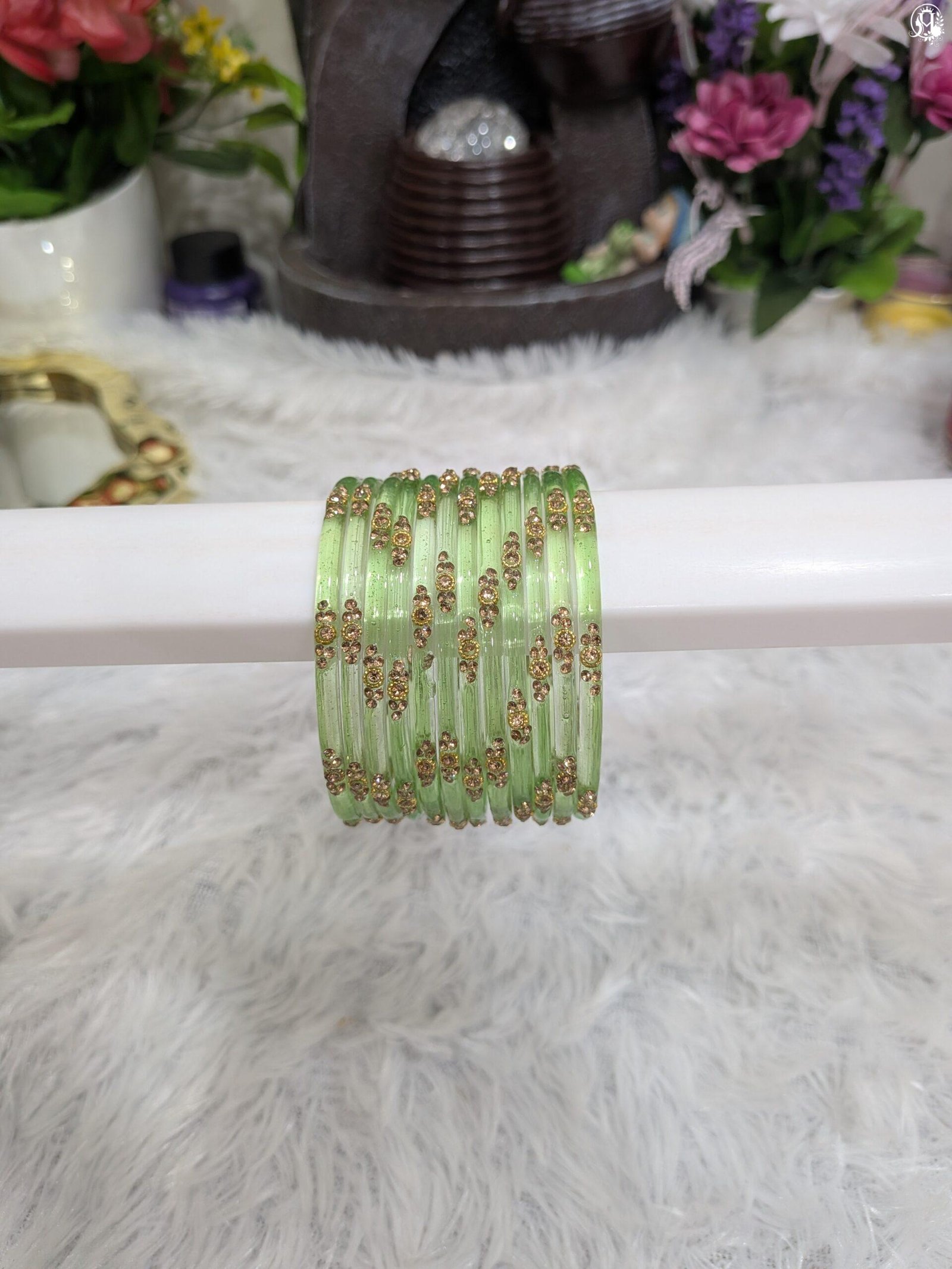 Aadhira Gold Stone Bangles - Image 5
