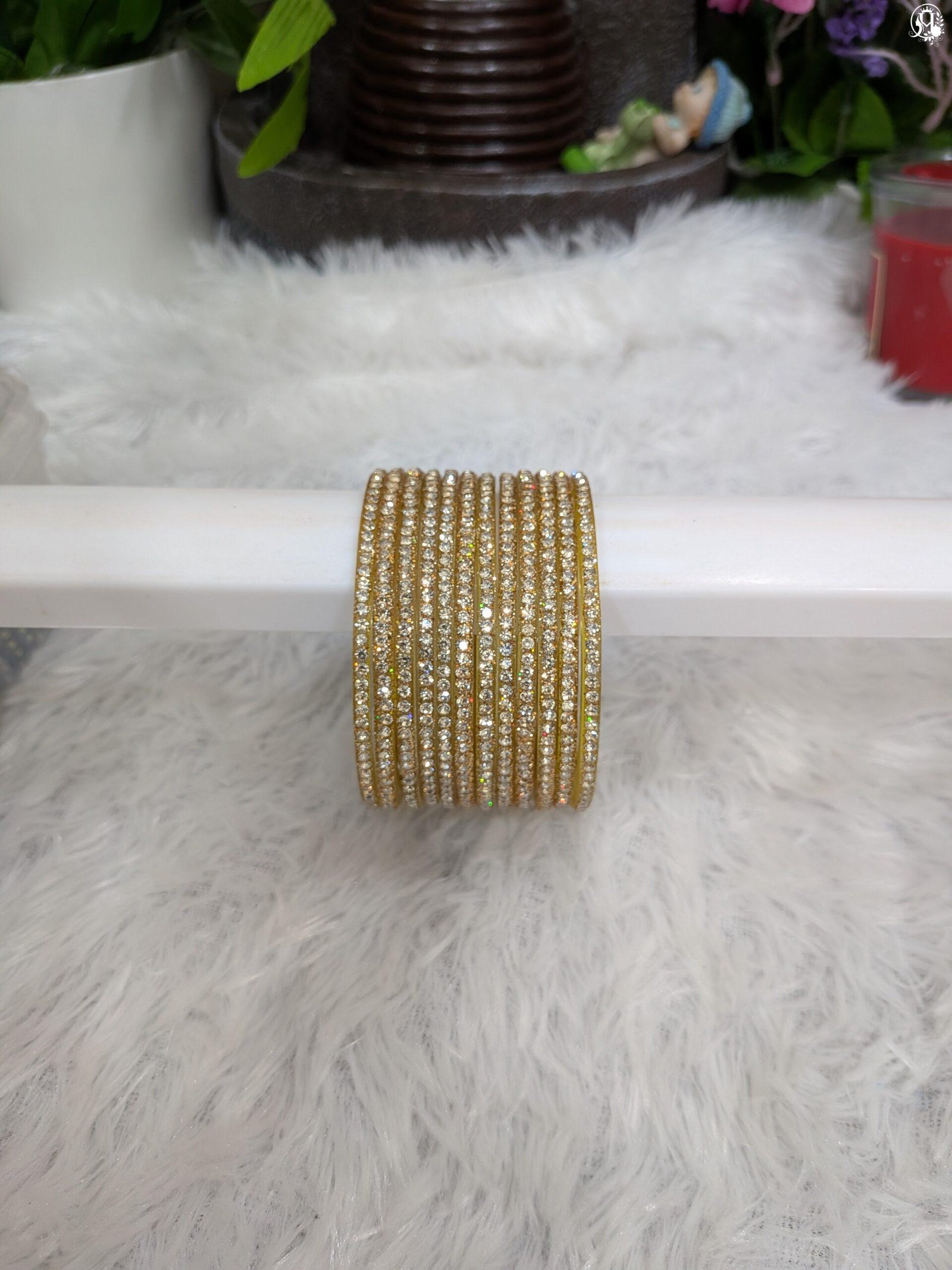 Gold Stone Glass Bangles