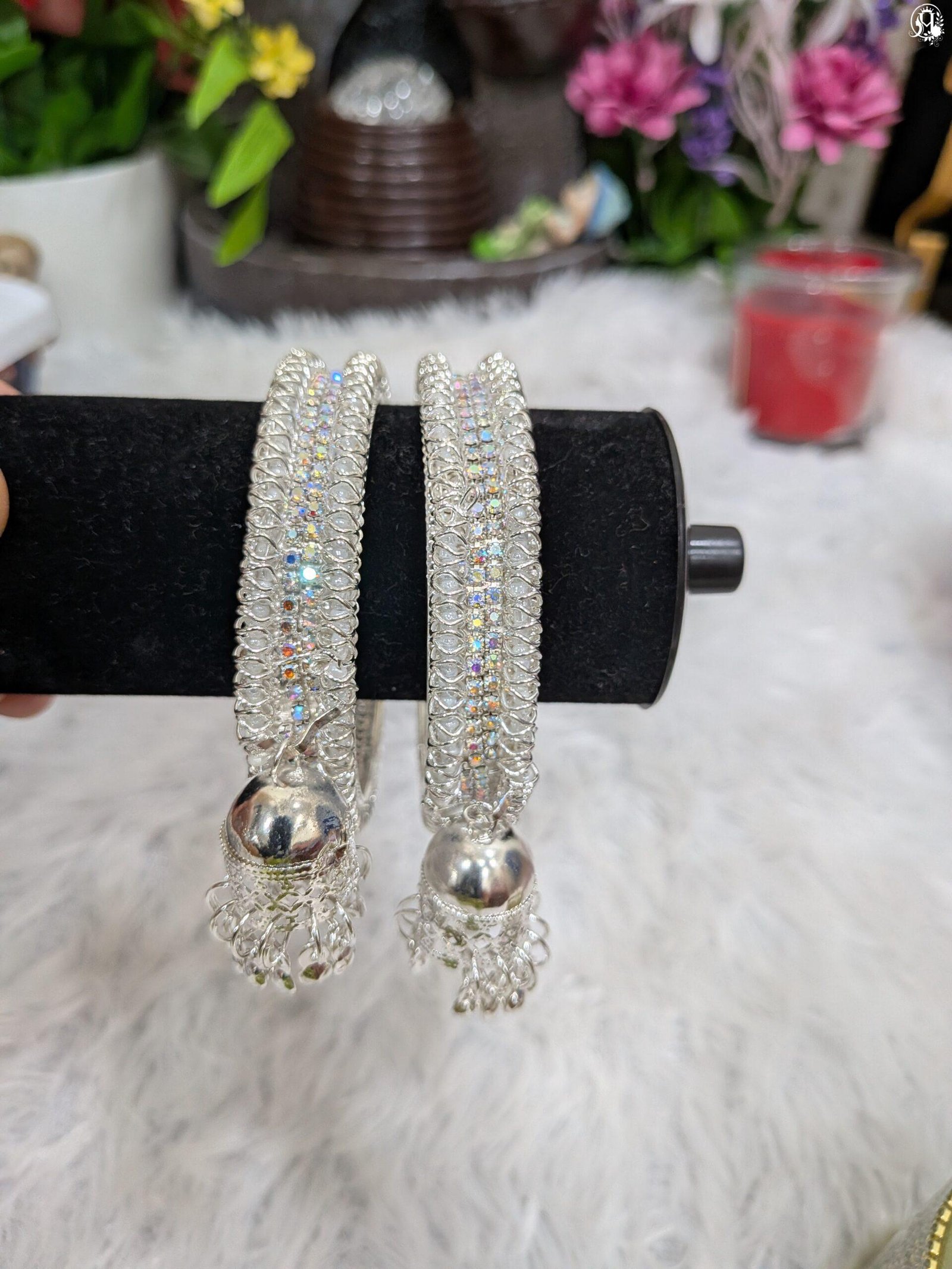 Designer Jhumka Latkan Bangle - Image 3