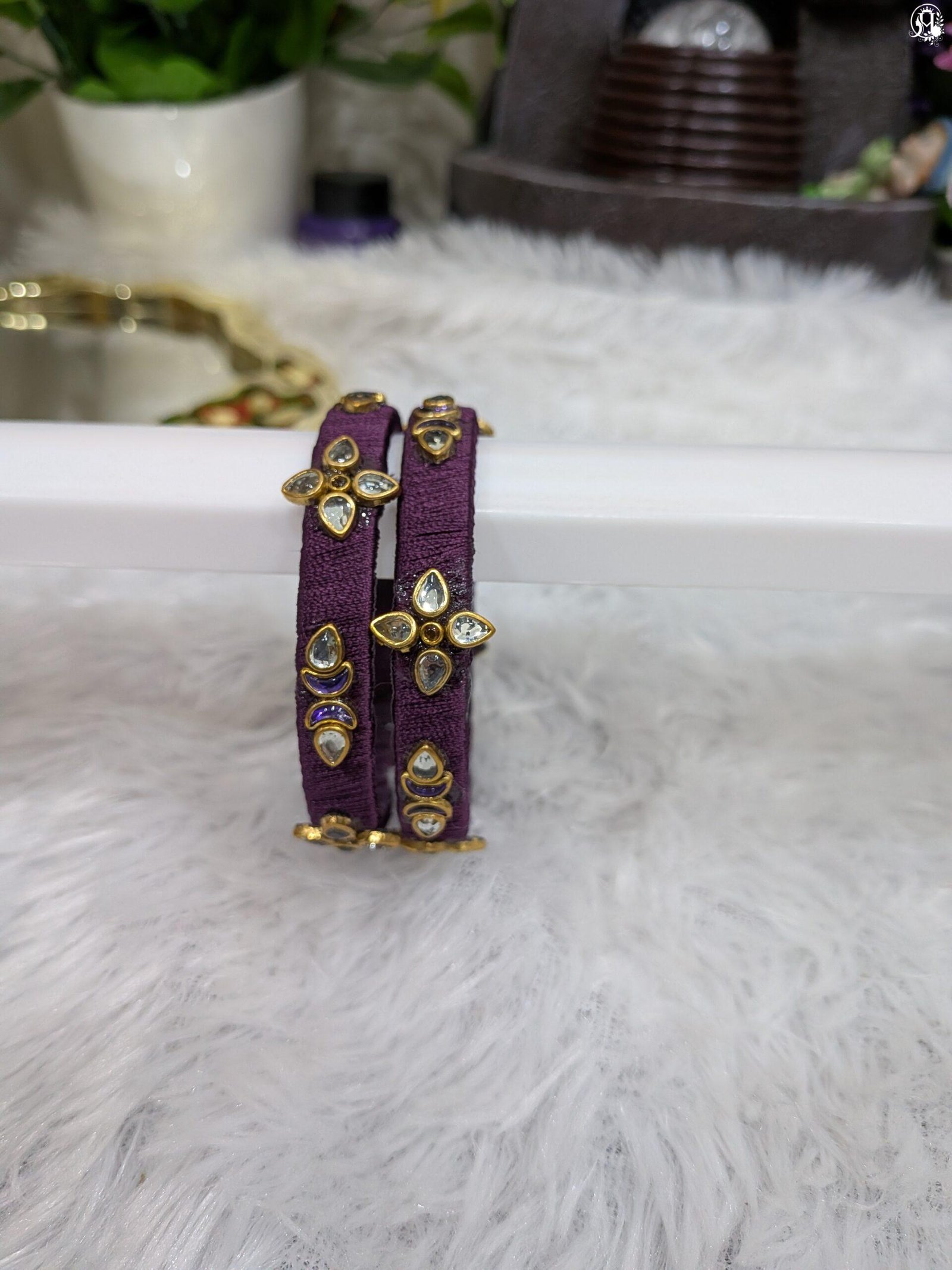 Handmade Silkthread Kundan bangles "Four Cut" - Image 3