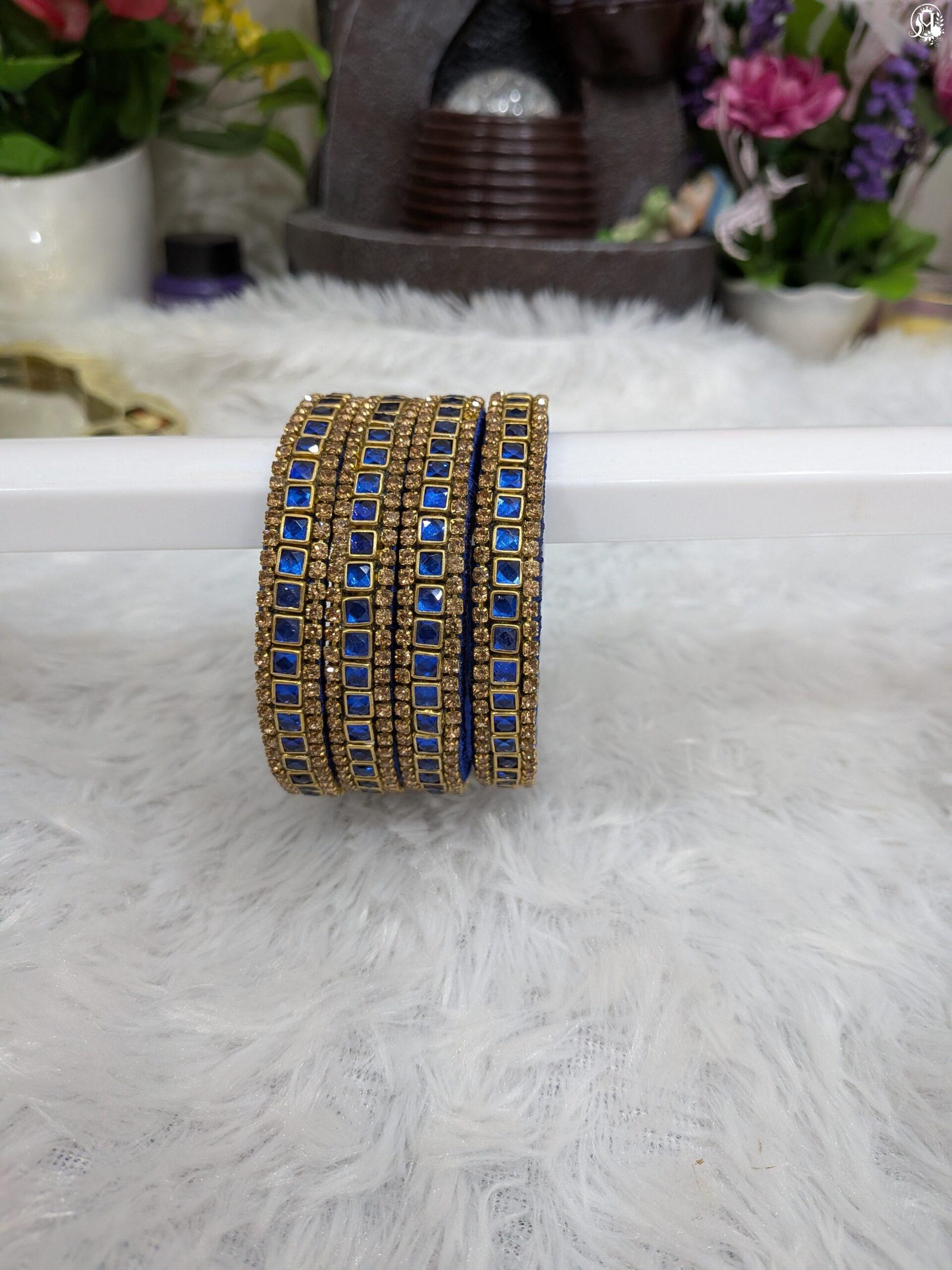 Handmade Silkthread Kundan Bangles "Two cut" - Image 4