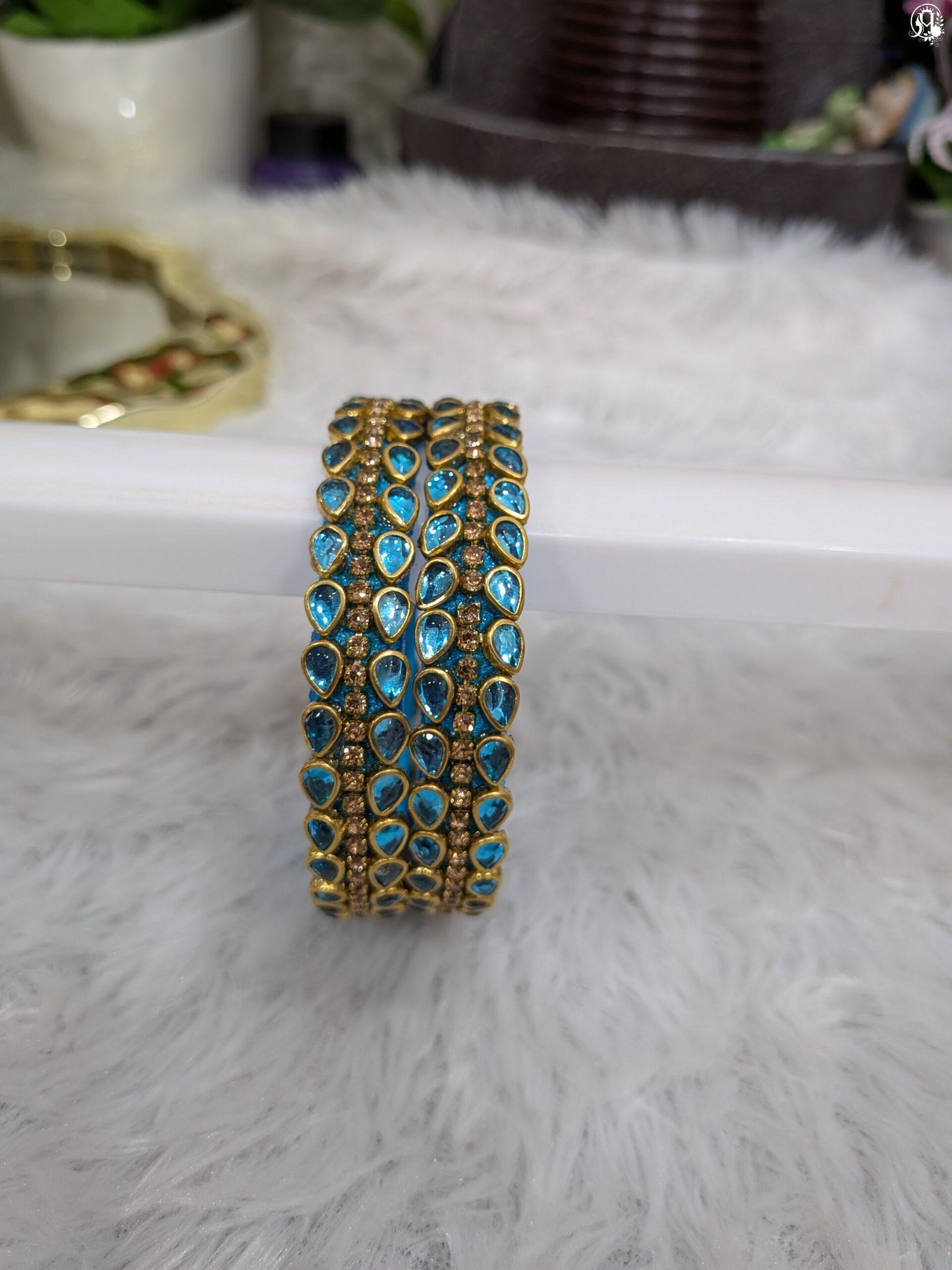 Handmade Silkthread Kundan Bangles "Two cut" - Image 2