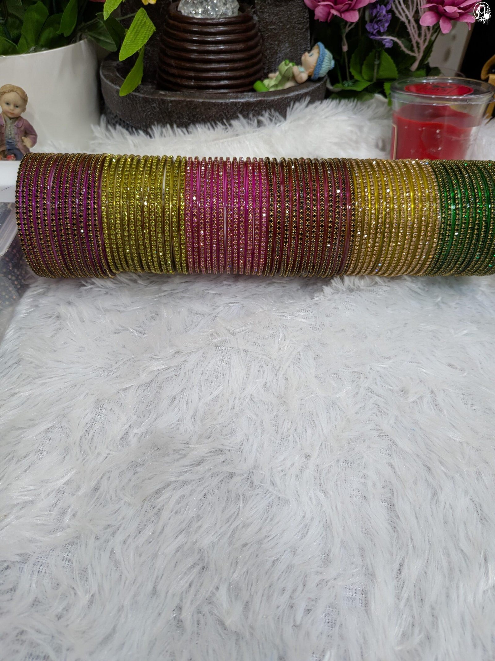 Minmini Glass Bangles