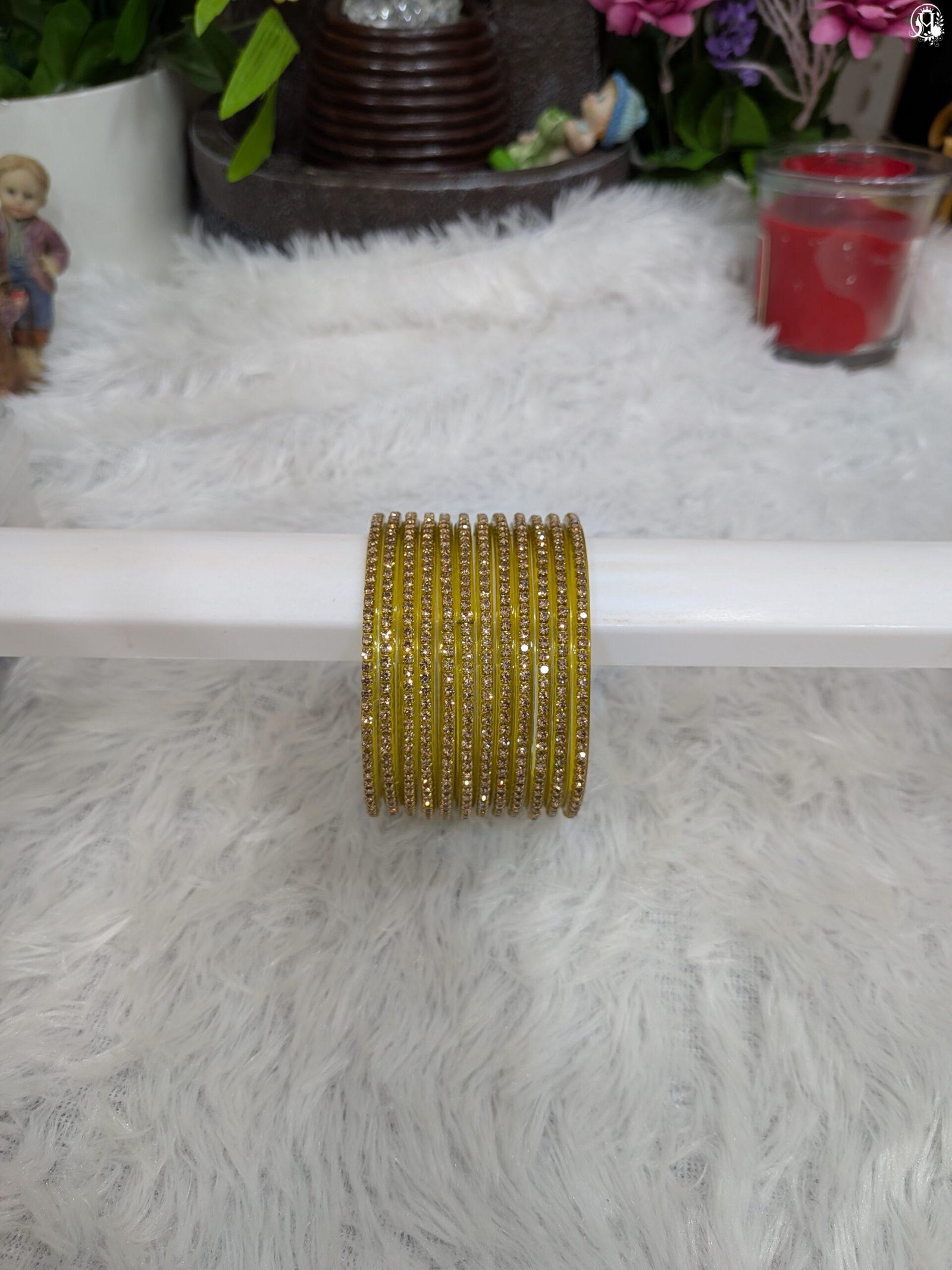 Minmini Glass Bangles - Image 2